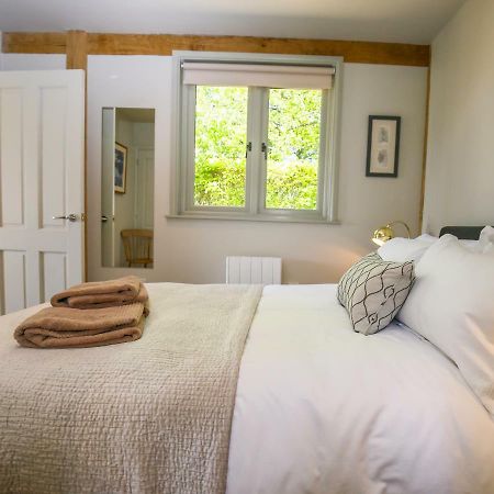 The Lodge At Mortons Malmesbury Luaran gambar